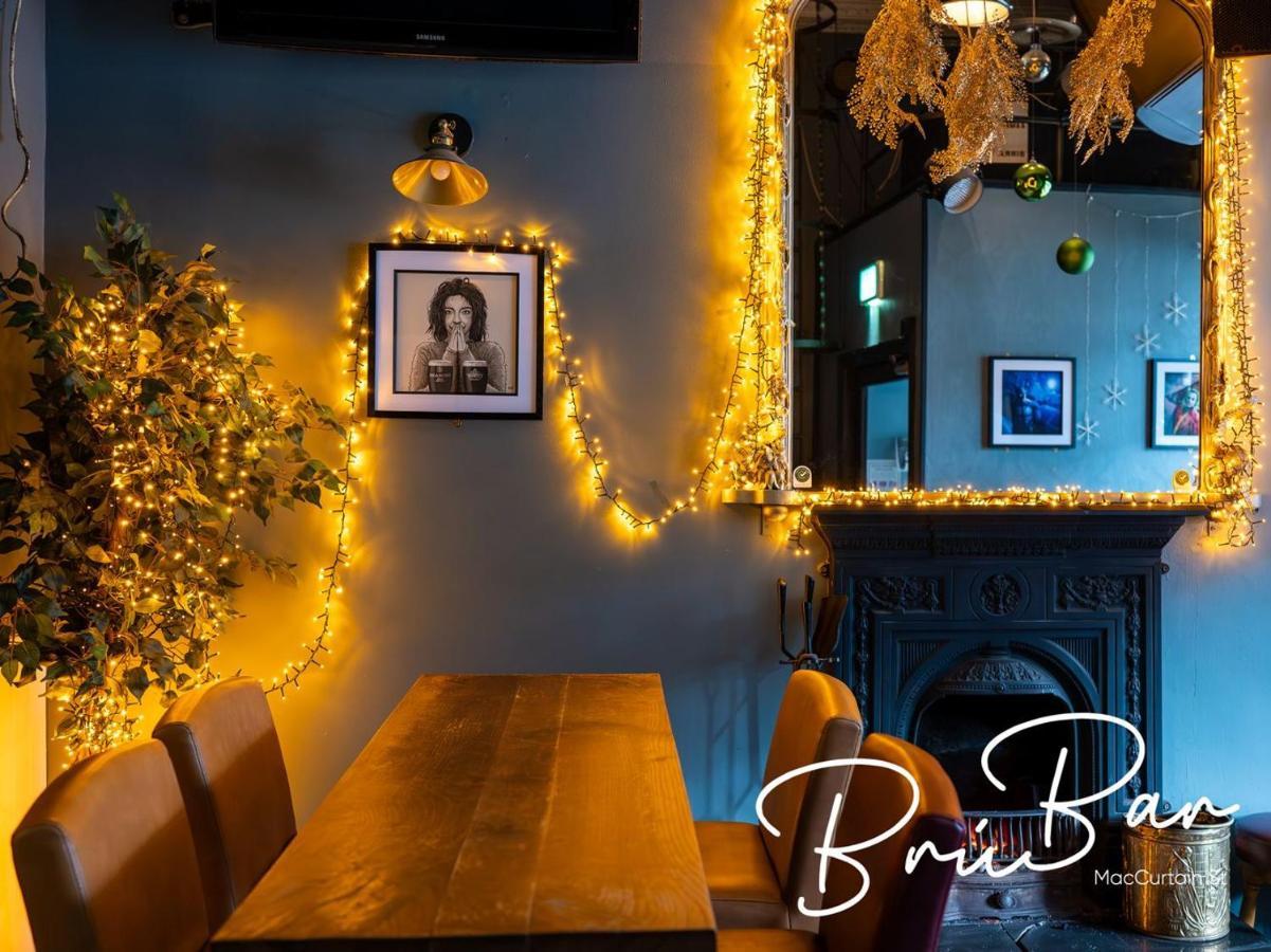 Bru Bar & Hostel 코크 외부 사진